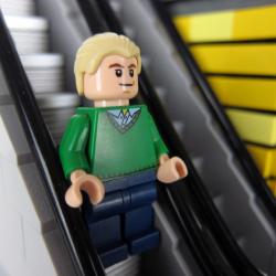 Rulltrappor-av-LEGO-Medborgarploatsens-arkitekturmodeller