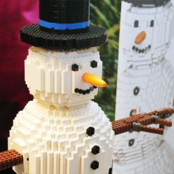 Julevent med Snögubbe av lego – Bremlerbrick