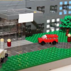 MyOffice LEGO modellen med detaljerad arkitektur
