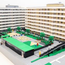 Arkitektur-modell av LEGO över Skanskas Kv. Domherren
